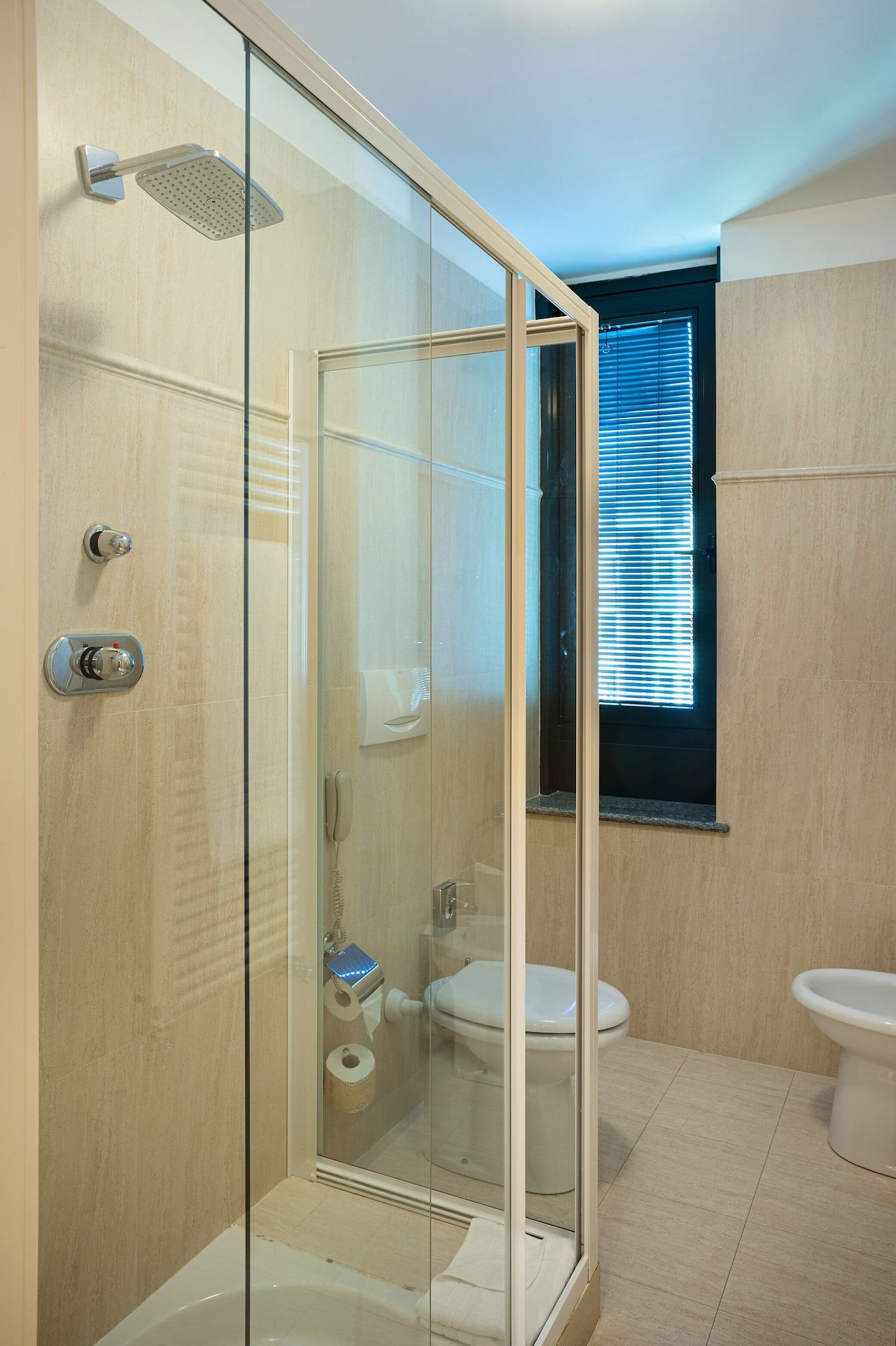 Hotel Western Executive And 4*