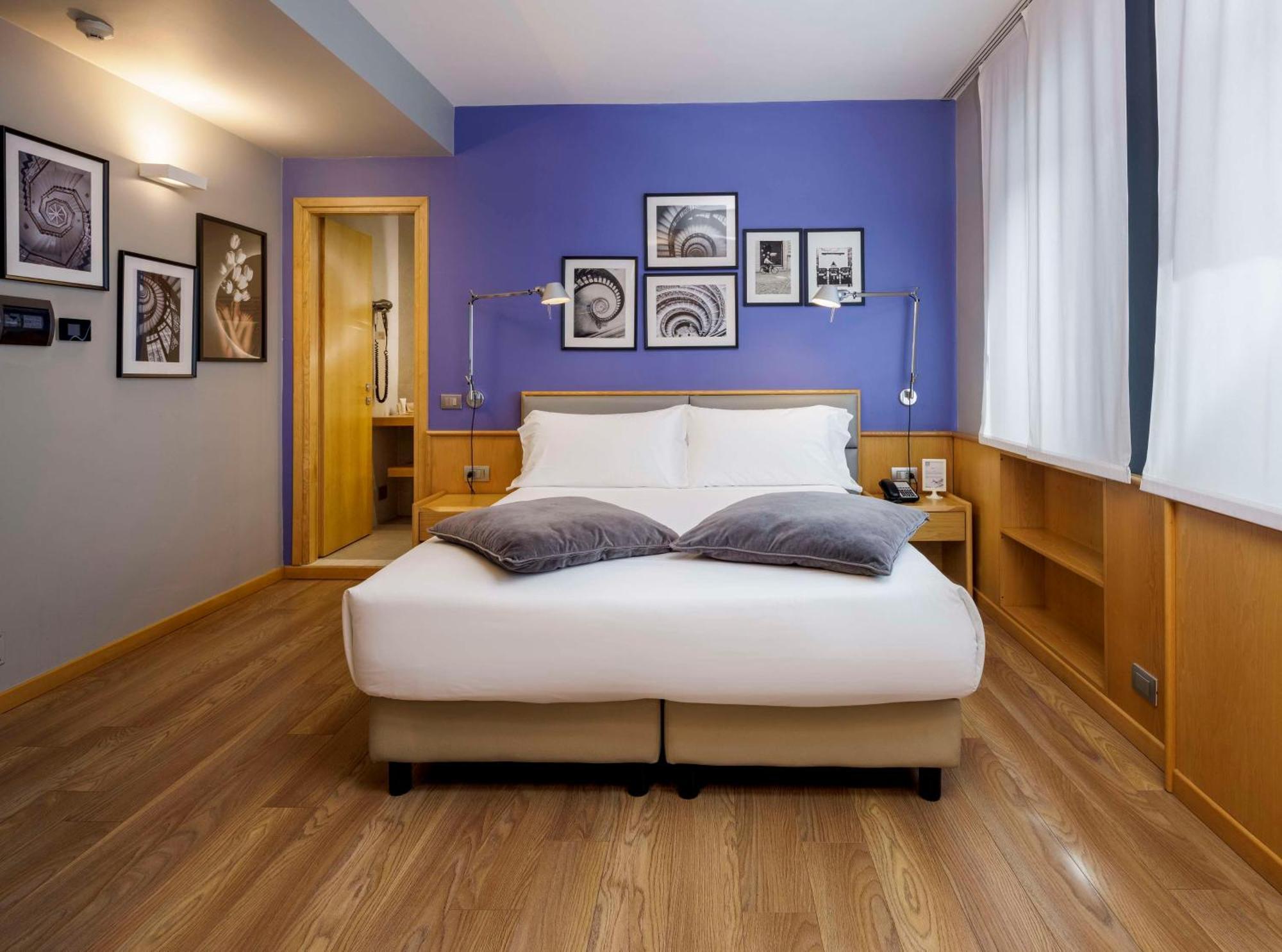 Hotel Western Executive And 4*